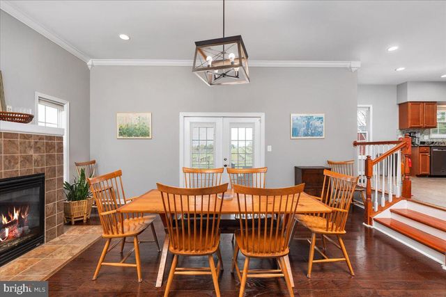 107 HIGHFIELD LN, Front Royal, VA 22630