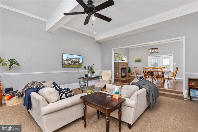 107 HIGHFIELD LN, Front Royal, VA 22630