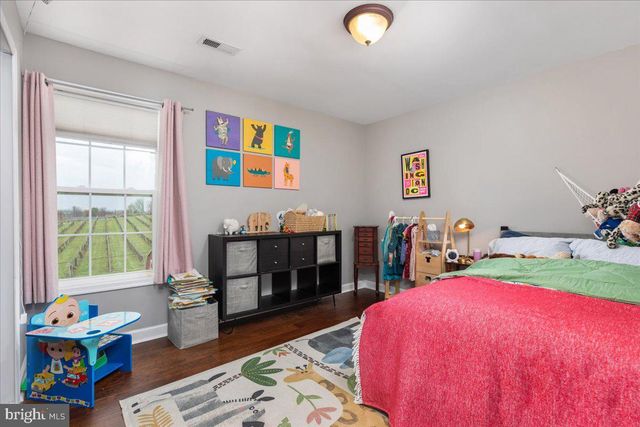 107 HIGHFIELD LN, Front Royal, VA 22630