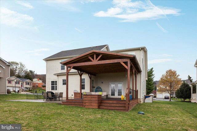 107 HIGHFIELD LN, Front Royal, VA 22630