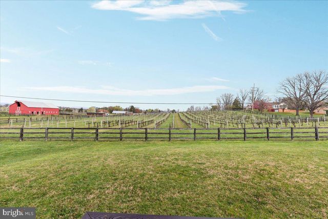 107 HIGHFIELD LN, Front Royal, VA 22630