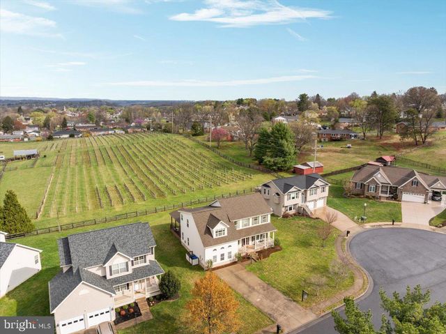 107 HIGHFIELD LN, Front Royal, VA 22630