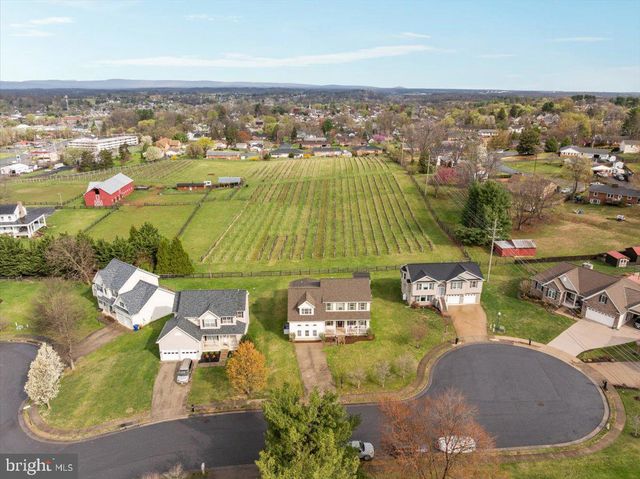 107 HIGHFIELD LN, Front Royal, VA 22630