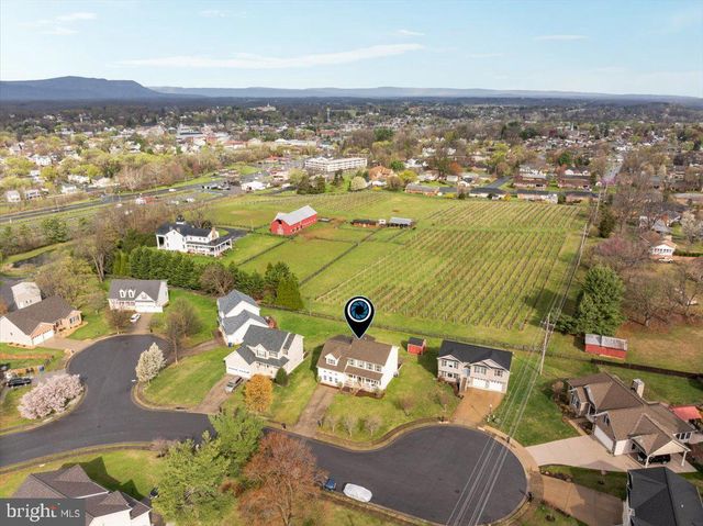 107 HIGHFIELD LN, Front Royal, VA 22630