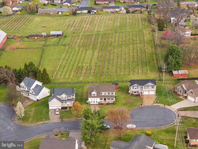 107 HIGHFIELD LN, Front Royal, VA 22630