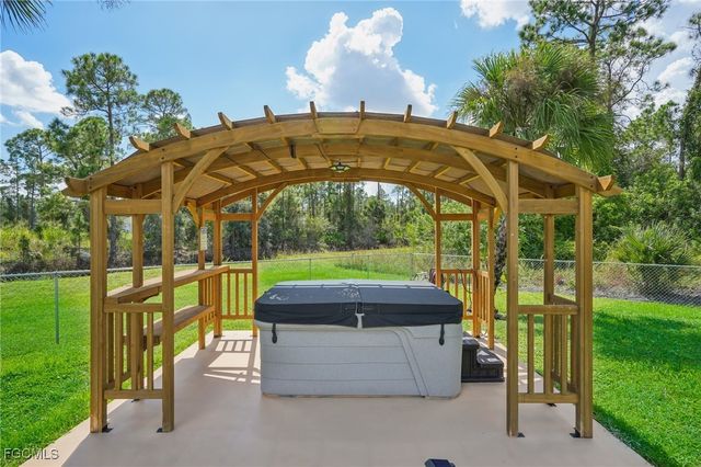 940 Belmont ST E, Lehigh Acres, FL 33974