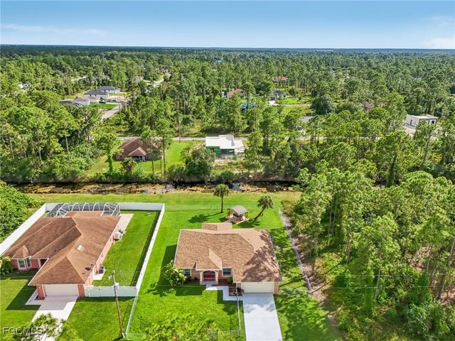 940 Belmont ST E, Lehigh Acres, FL 33974