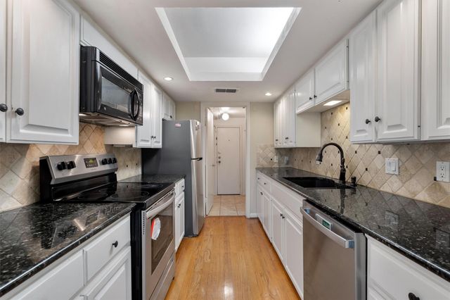 2704 San Pedro ST A10, Austin, TX 78705