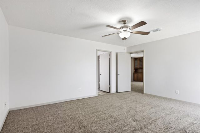 1106 N Kaufman Drive, Deer Park, TX 77536