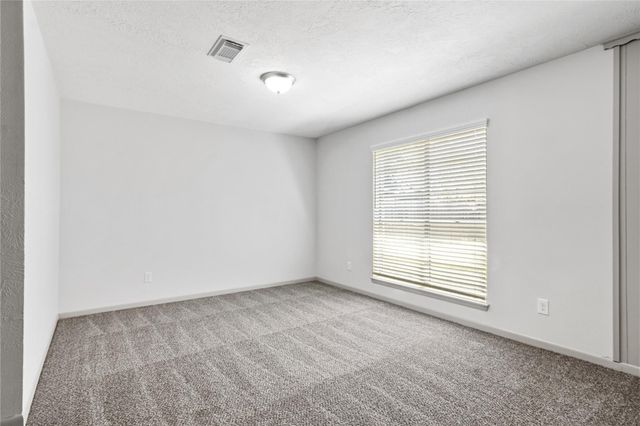 1106 N Kaufman Drive, Deer Park, TX 77536