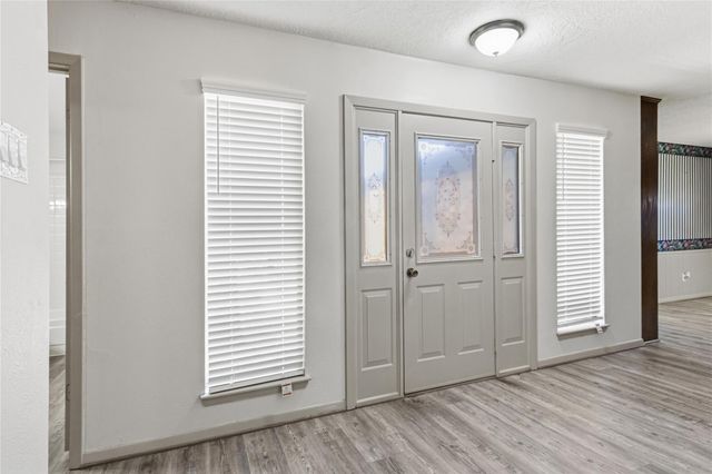 1106 N Kaufman Drive, Deer Park, TX 77536