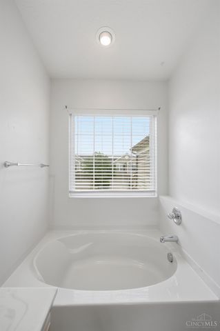 145 Timepiece Lane, Harrison, OH 45030