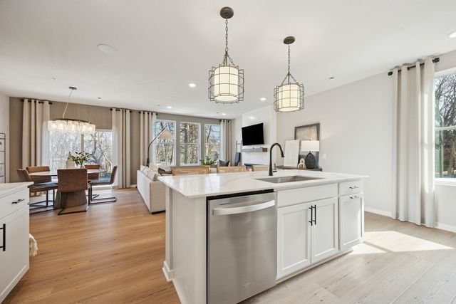 2185 Ryegrass Lane 70004, Bolingbrook, IL 60490