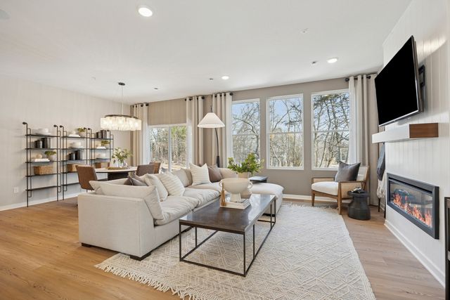 2185 Ryegrass Lane 70004, Bolingbrook, IL 60490