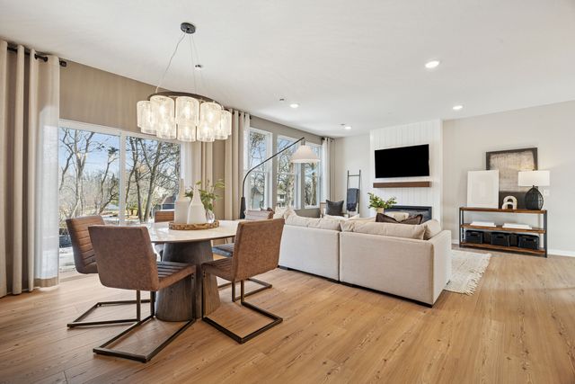 2185 Ryegrass Lane 70004, Bolingbrook, IL 60490