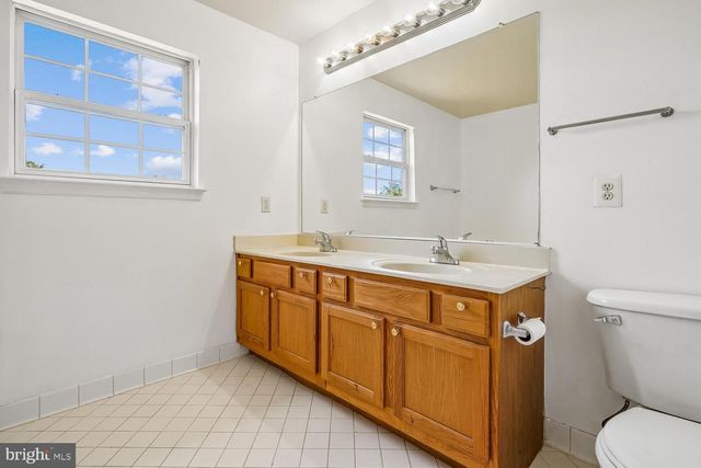 14677 CLOVERDALE RD, Woodbridge, VA 22193