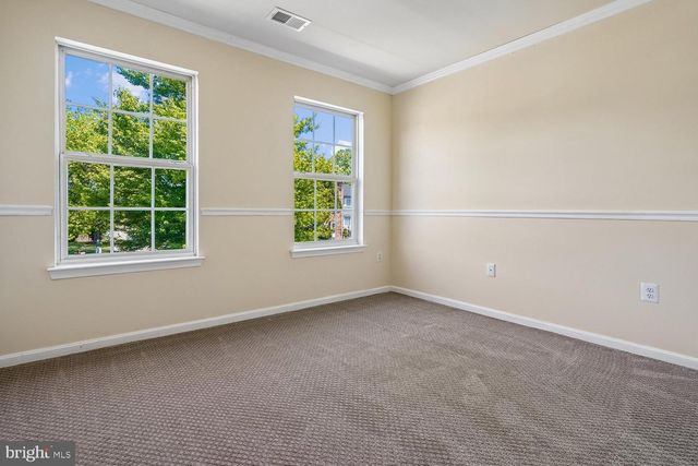 14677 CLOVERDALE RD, Woodbridge, VA 22193
