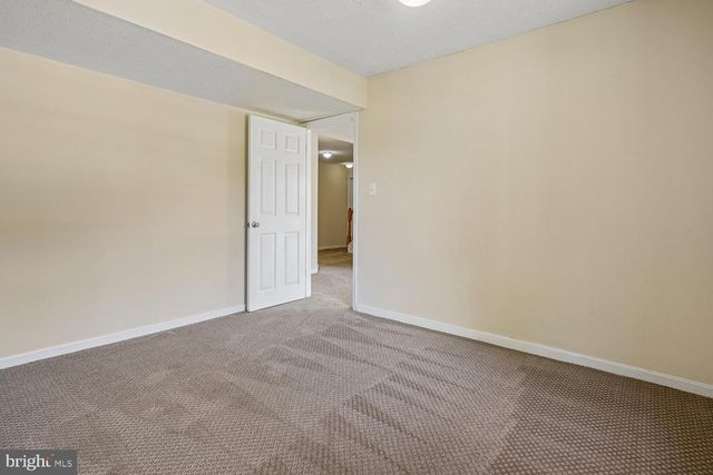 14677 CLOVERDALE RD, Woodbridge, VA 22193
