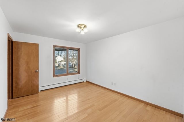 325 High St, Closter Boro, NJ 07624