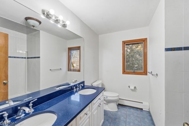 325 High St, Closter Boro, NJ 07624