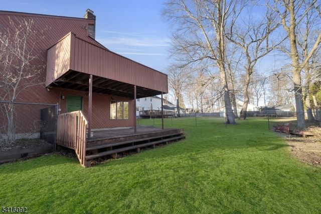 325 High St, Closter Boro, NJ 07624