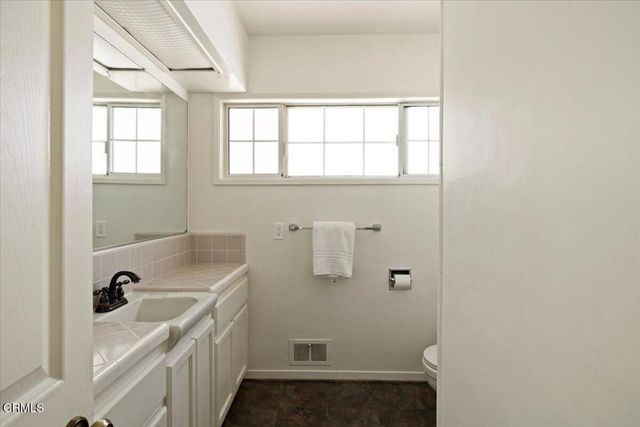 3585 Shadow Grove Road, Pasadena, CA 91107