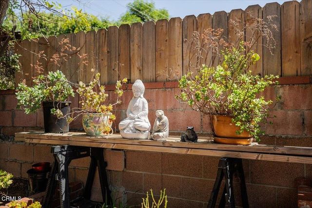 3585 Shadow Grove Road, Pasadena, CA 91107