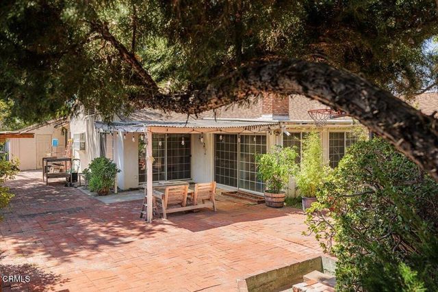 3585 Shadow Grove Road, Pasadena, CA 91107