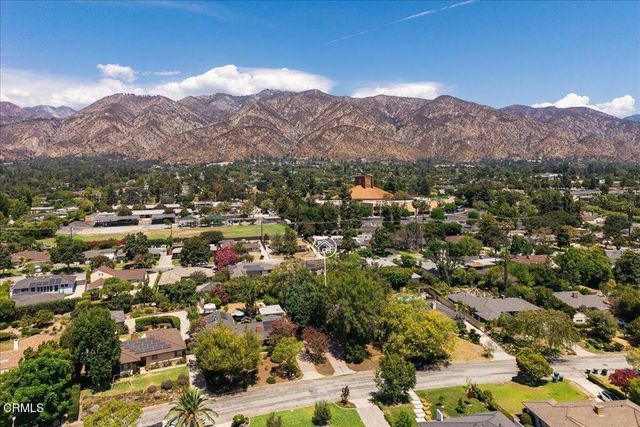 3585 Shadow Grove Road, Pasadena, CA 91107