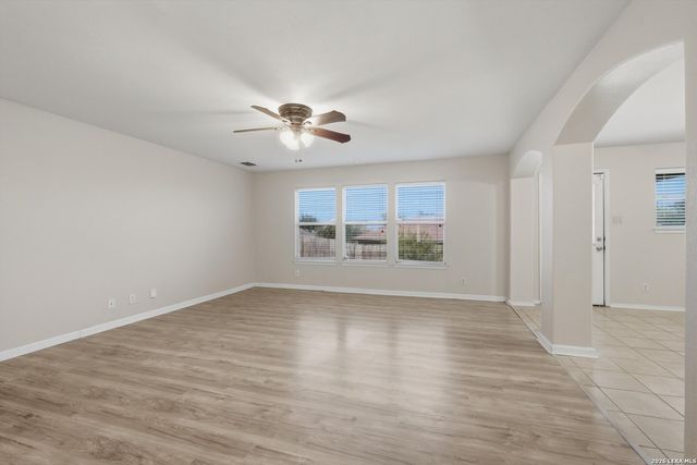 7038 HALLIE SPIRIT, San Antonio, TX 78227