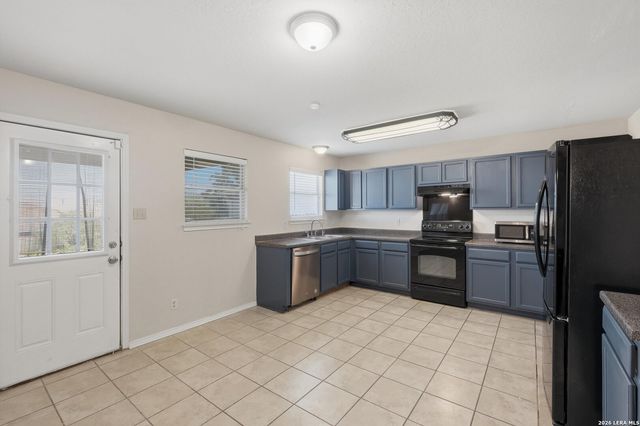 7038 HALLIE SPIRIT, San Antonio, TX 78227