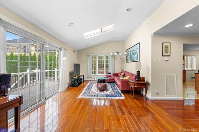 335 Cresthaven Lane, Whitestone, NY 11357