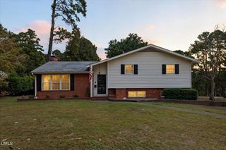 2604 Huntington Road, Fayetteville, NC 28303
