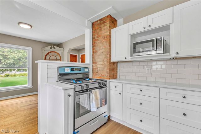 8401 Greenlawn Avenue, Parma, OH 44129