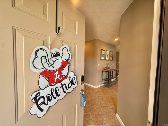 1329 Bowden Drive, Evansville, IN 47725