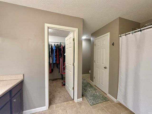1329 Bowden Drive, Evansville, IN 47725