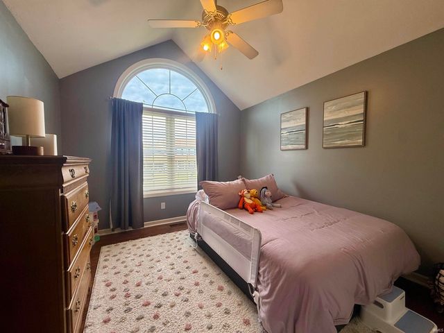 1329 Bowden Drive, Evansville, IN 47725