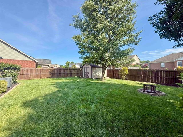 1329 Bowden Drive, Evansville, IN 47725