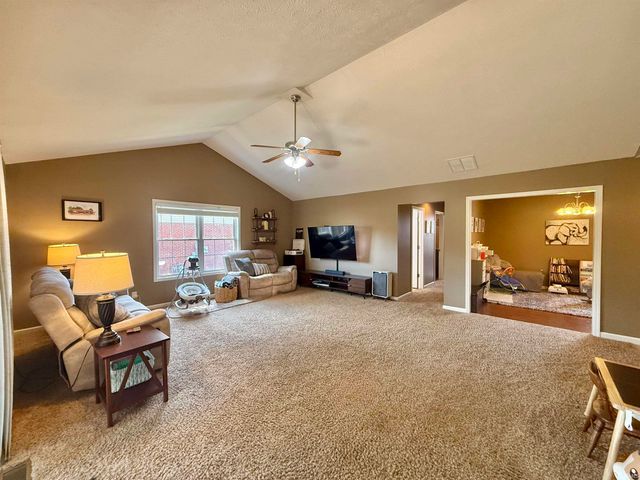 1329 Bowden Drive, Evansville, IN 47725