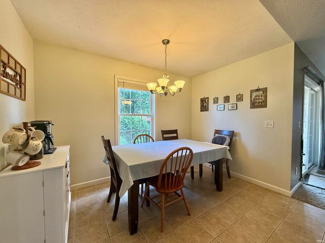 1329 Bowden Drive, Evansville, IN 47725