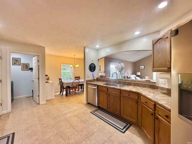 1329 Bowden Drive, Evansville, IN 47725