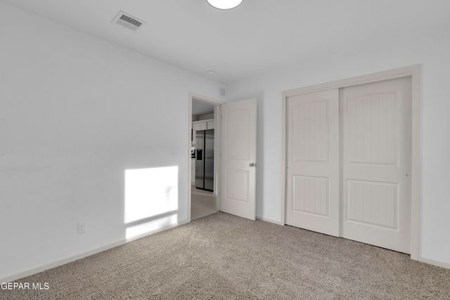 389 PLATEAU Drive, Socorro, TX 79927