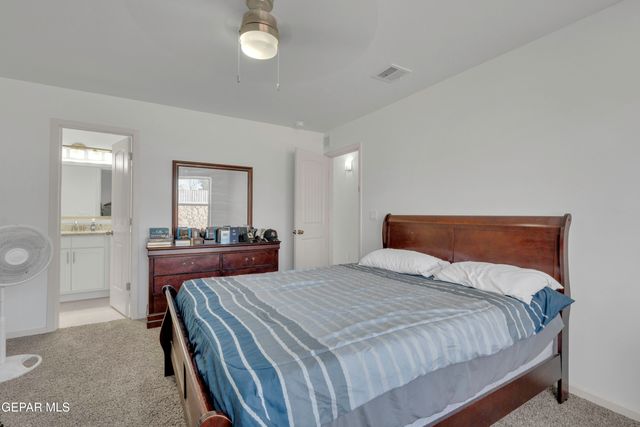 389 PLATEAU Drive, Socorro, TX 79927