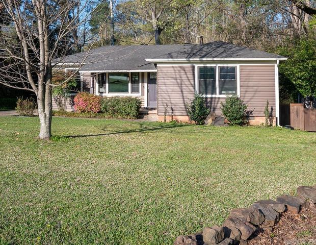 1924 Pine Valley Road, Little Rock, AR 72207