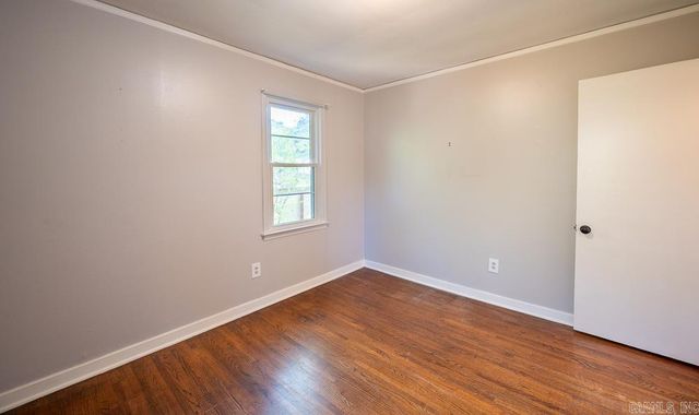 1924 Pine Valley Road, Little Rock, AR 72207