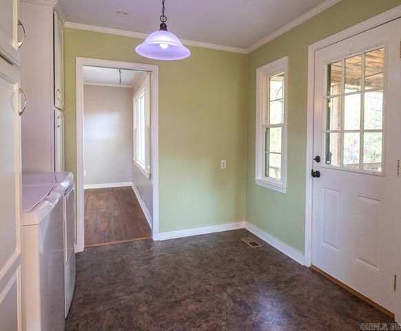 1924 Pine Valley Road, Little Rock, AR 72207