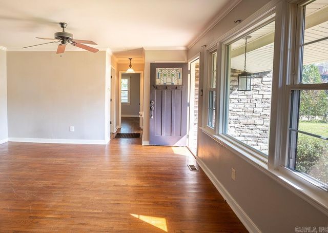 1924 Pine Valley Road, Little Rock, AR 72207