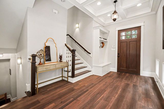 131 Queen Road, Clear Lake Shores, TX 77565