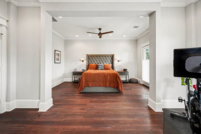 131 Queen Road, Clear Lake Shores, TX 77565