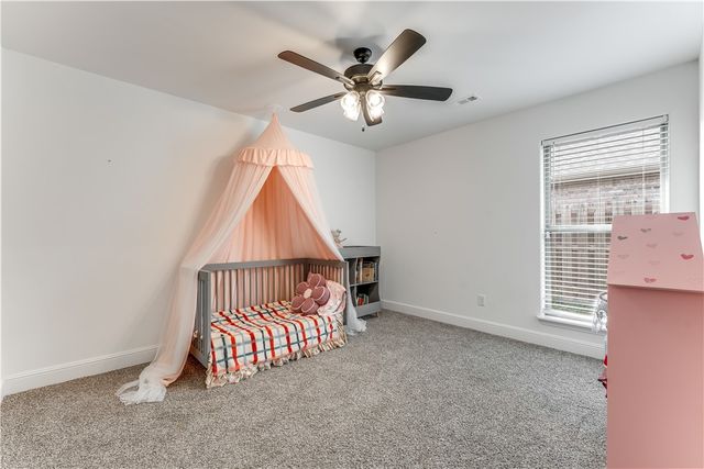 417 NW 62nd Avenue, Bentonville, AR 72713